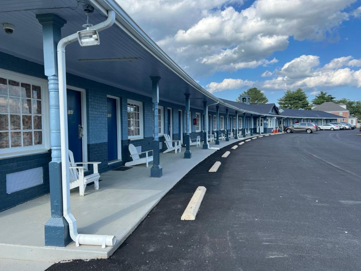 Washington & Lee Motel East End Exterior photo